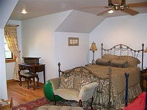 2nd image of 509 Sandy Mountain Dr