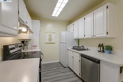 1455 Marchbanks Dr #2 — Photo 6
