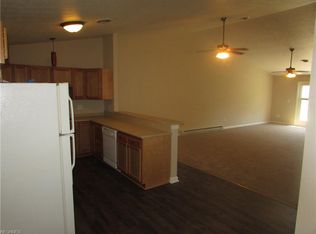 2469 Waterford Pointe Dr, Kent, OH 44240