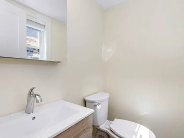 70-72 Stanley Ave — Photo 2