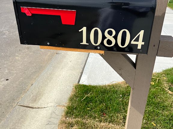 3rd image of 10804 Penwell Way