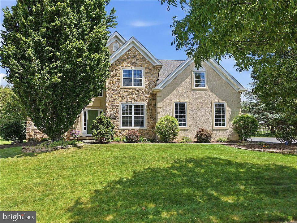 1st image of 408 Springfield Way