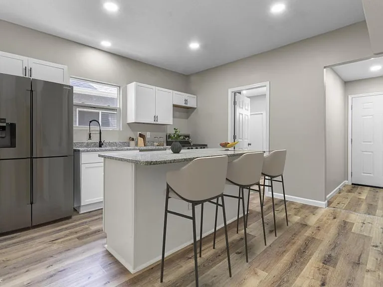 418 Harlan St #418 — Photo 8