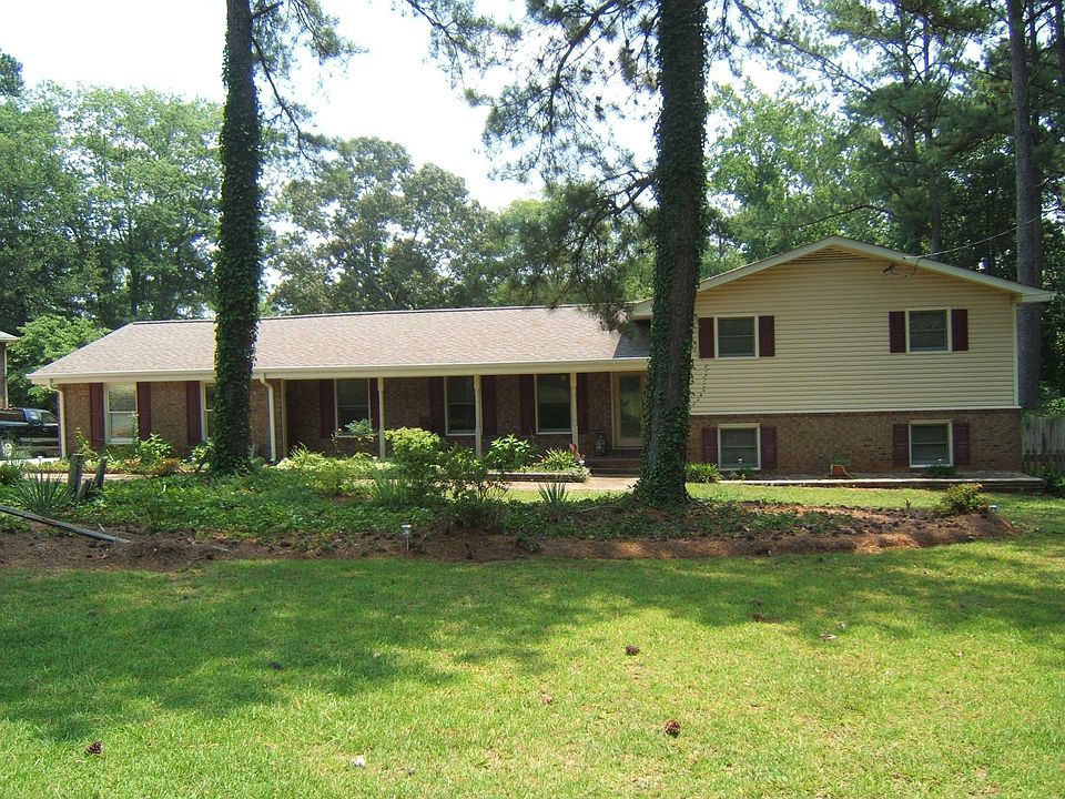 2nd image of 3458 Melony Ln