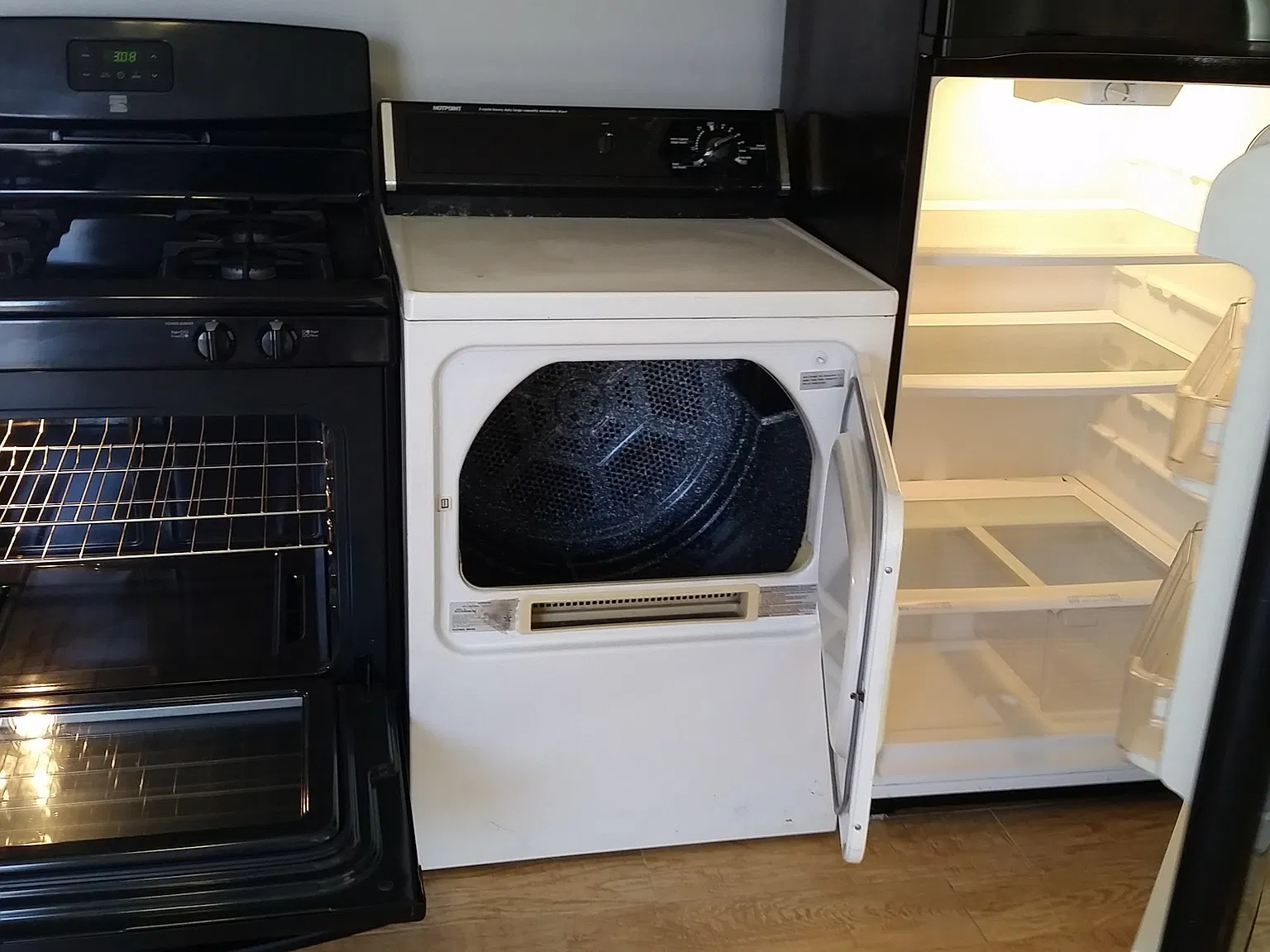 2 bed, 800 sqft, $2,450 — Photo 4