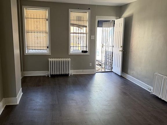 3rd image of 2838 N Reese St