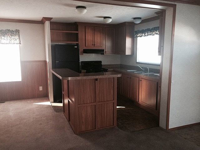 2nd image of 700 Cobblestone Blvd #700