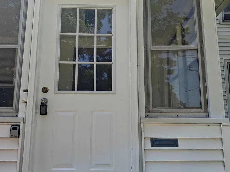 205 E Phoenix Ave #1 — Photo 23