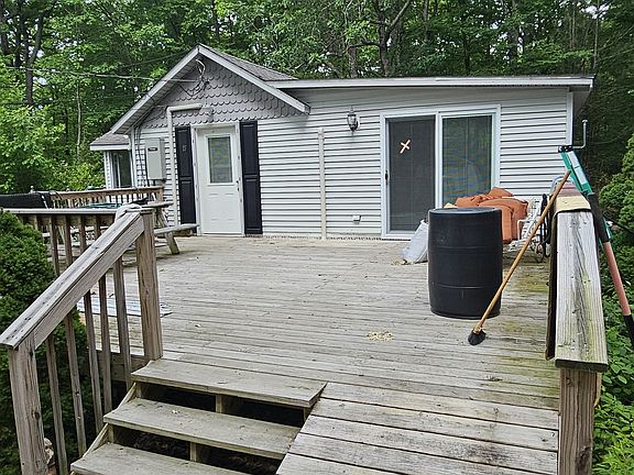 4th image of 19 Aldow St
