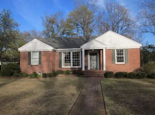 1204 Poplar St, Greenwood, MS 38930