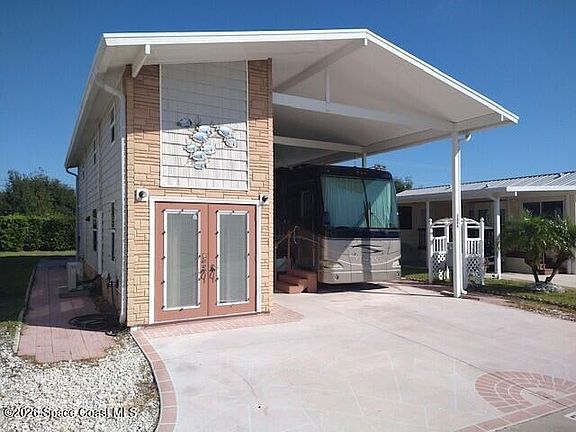 2nd image of 3064 Centaur Ln #18