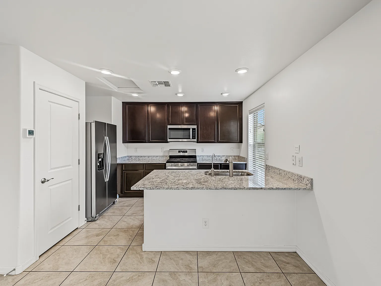 8024 W Agora Ln — Photo 1