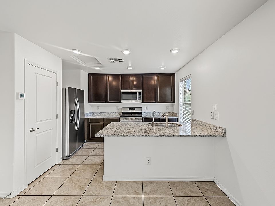 1st image of 8024 W Agora Ln