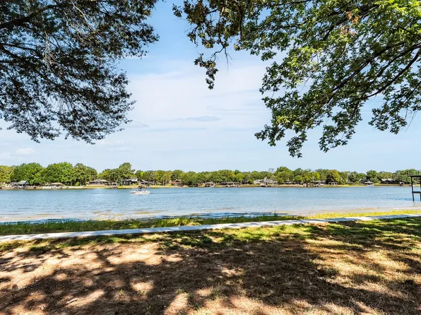 136 Anderson Ln, Mabank, TX 75156