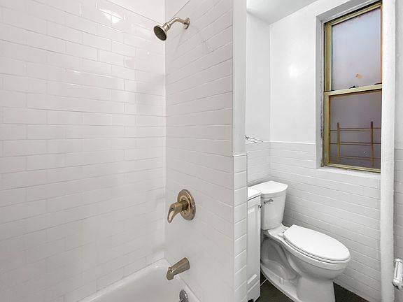 5th image of 1473 Amsterdam Ave #3E