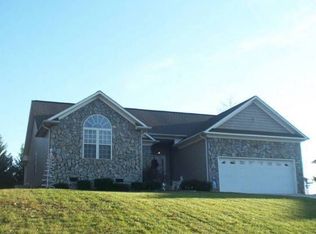 268 Browning Dr, Taylorsville, NC 28681
