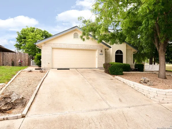 1510 ELMWOOD, Kerrville, TX 78028