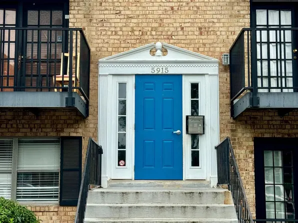 5915 Mayflower Ct APT T3, Alexandria, VA 22312