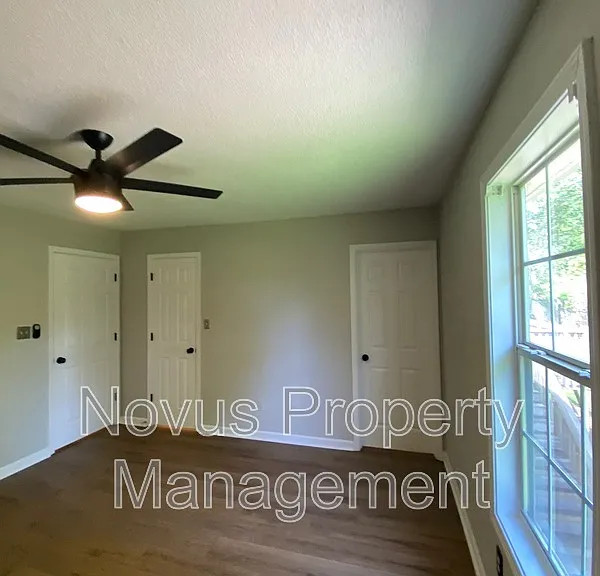 51 Connie Dr — Photo 15