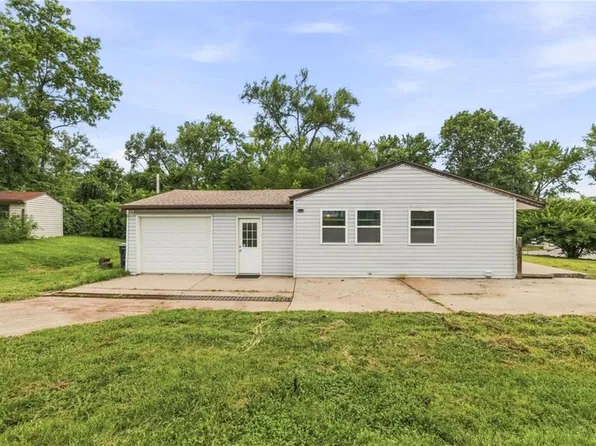 5138 N Corrington Ave, Kansas City, MO 64119