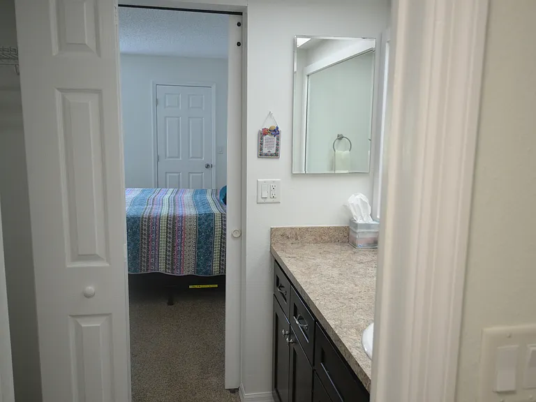 161 Lakeside Dr — Photo 32
