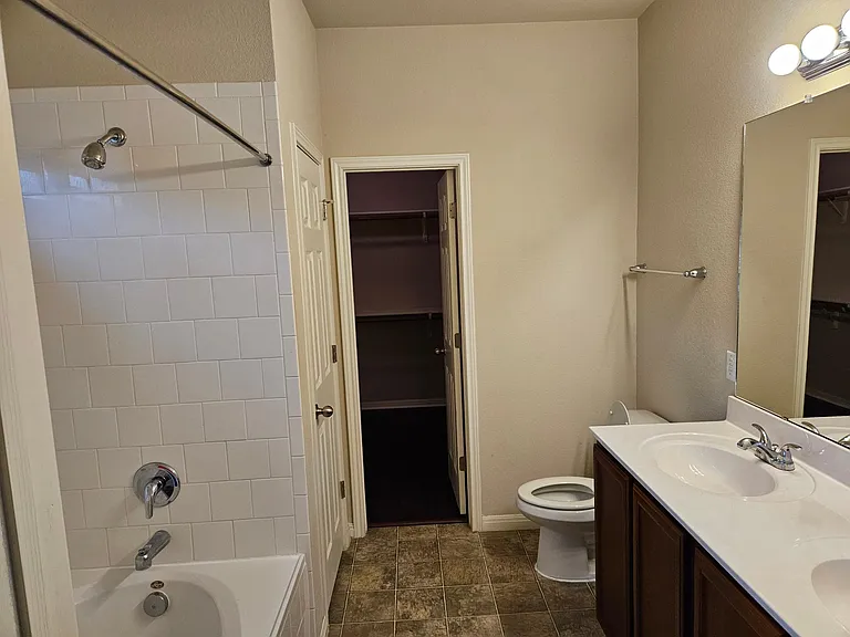 12836 Carillon Way — Photo 17