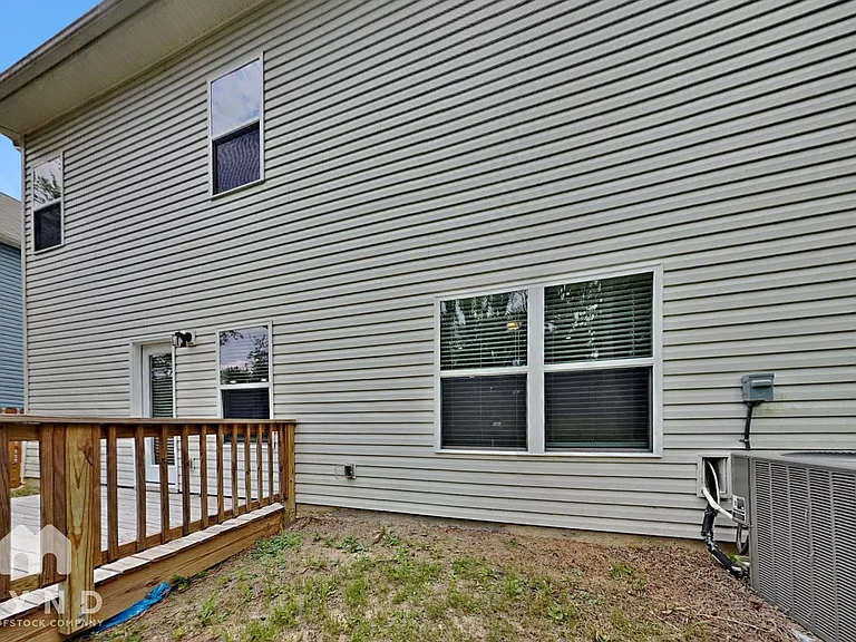 7130 Amberhouse Dr — Photo 17