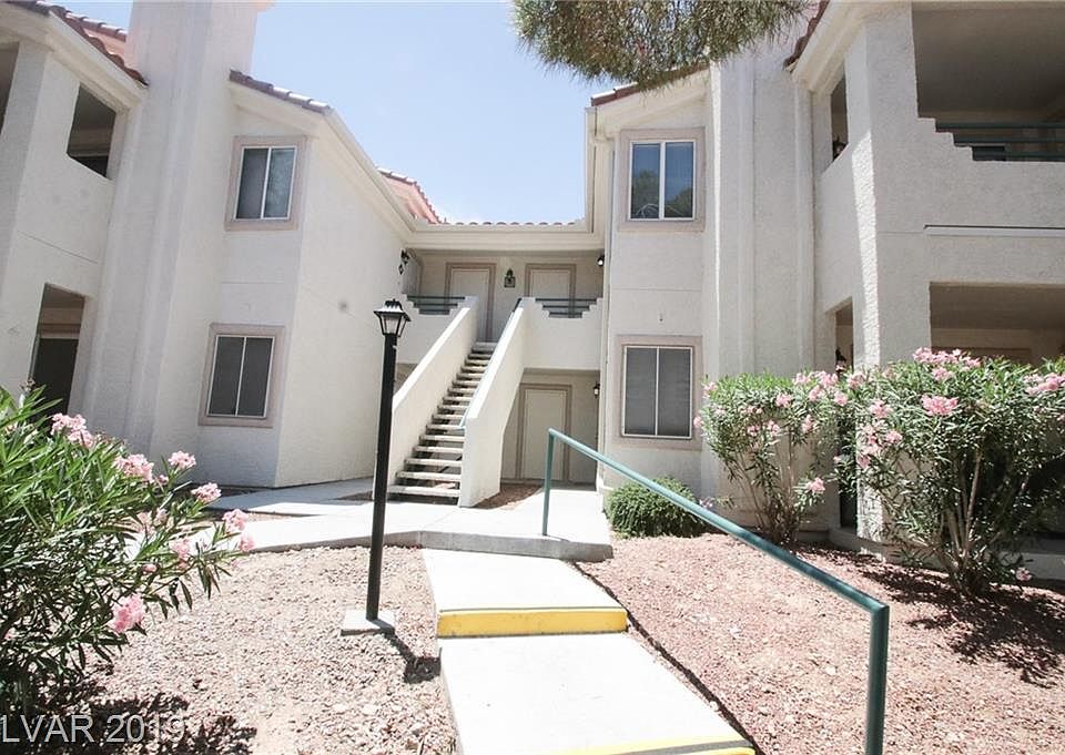 1st image of 816 Yacht Harbor Dr Unit 203