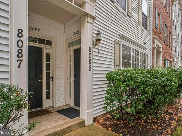 8085 Gatehouse Rd #4, Falls Church, VA 22042