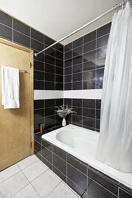 Sold by Skygroup Realty | media 26