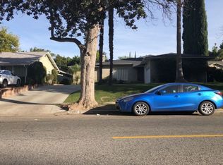 4244 Woodcliff Rd, Sherman Oaks, CA 91403