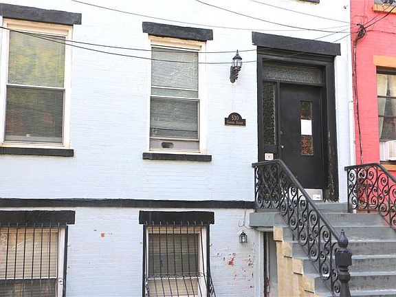 3rd image of 530 Garden St APT 3