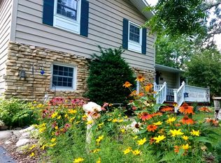 526 Stevens Ct, Dundee, IL 60118