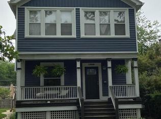 1566 Dewey Ave APT 2R, Evanston, IL 60201