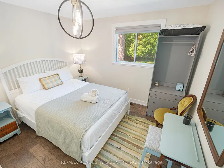 27 Irene Rd — Photo 12
