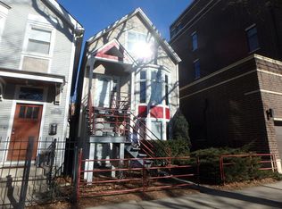 1746 W Cornelia Ave, Chicago, IL 60657