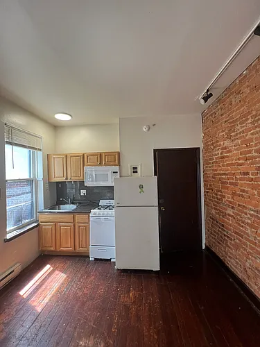 849 N 26th St #2R Photo 1 849 N 26th St #2R Photo 1