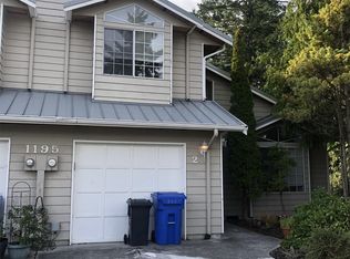 1195 SW Kaleeton Loop, Oak Harbor, WA 98277
