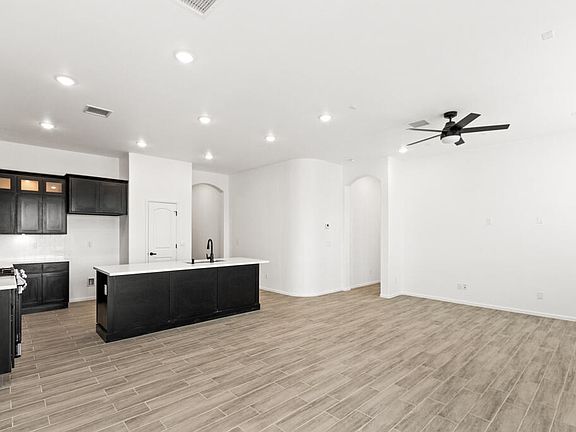2nd image of 216 Penbridge Pl