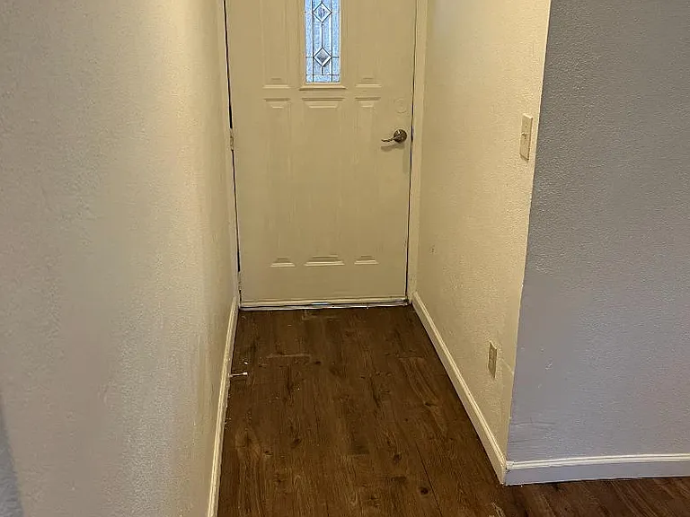 Unit Photo