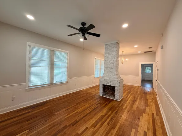 209 S Fulton St, Mobile, AL 36606
