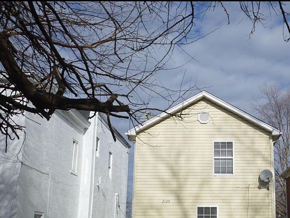 5th image of 2122 W Jefferson St