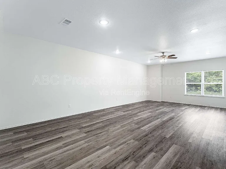955 S Benchmark Ln #1 — Photo 14