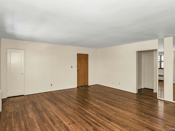 4th image of 21-47 Utopia Parkway #2