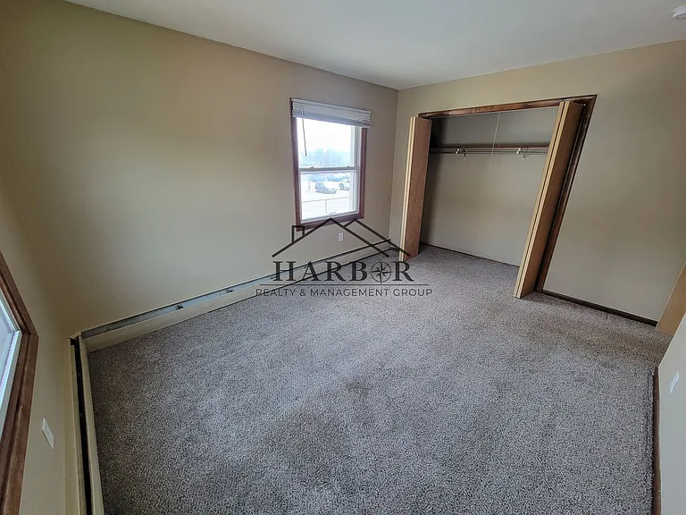 202 11th Ave NW #602 — Photo 7