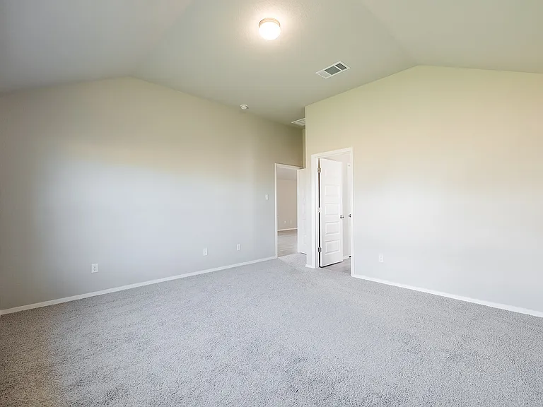 105 Crescent St — Photo 22