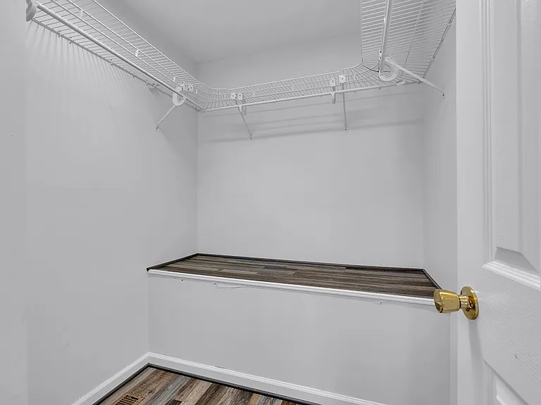 62 Eastgate Cir — Photo 12