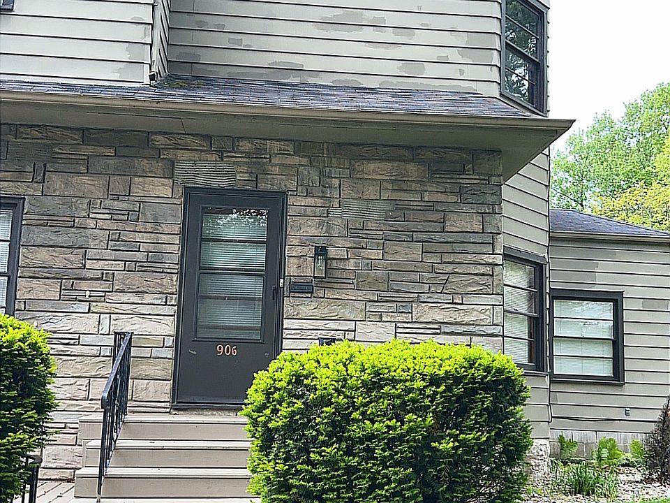 1st image of 908 Rockhill St #1