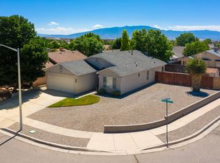 452 Burton Meadows Dr NE, Rio Rancho, NM 87144