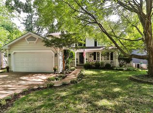 1686 Carman Mill Dr, Ballwin, MO